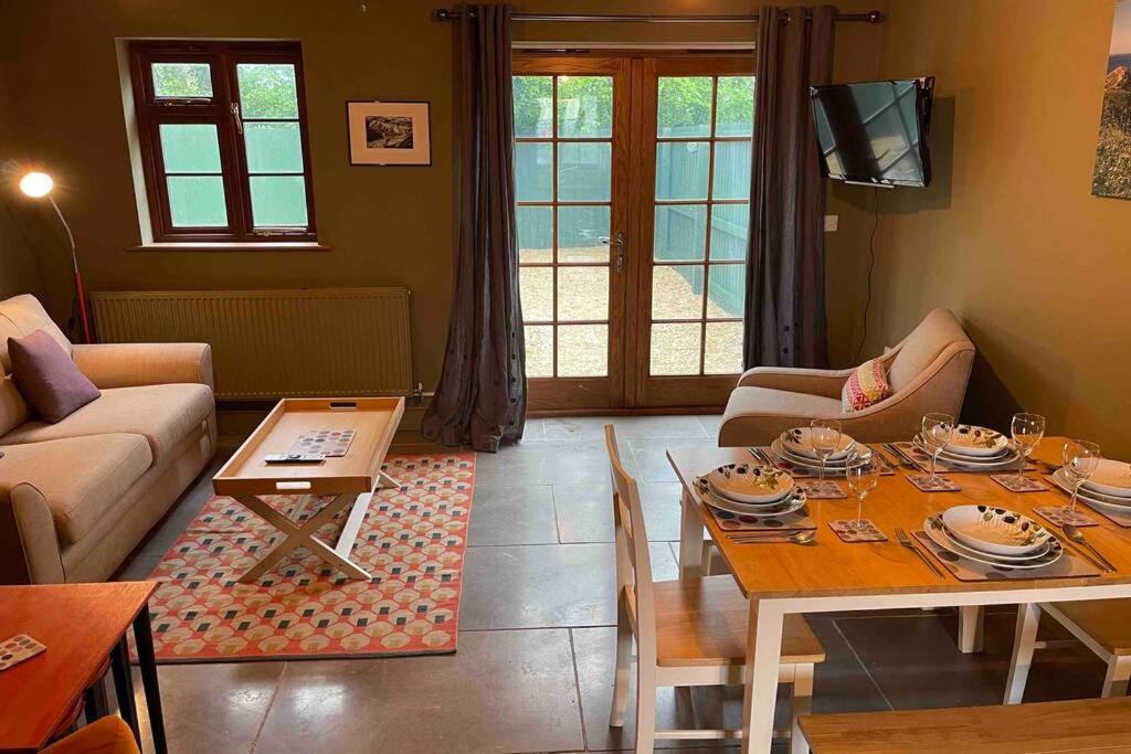 Cottage With Hot Tub In Pembrokeshire Haverfordwest Ngoại thất bức ảnh