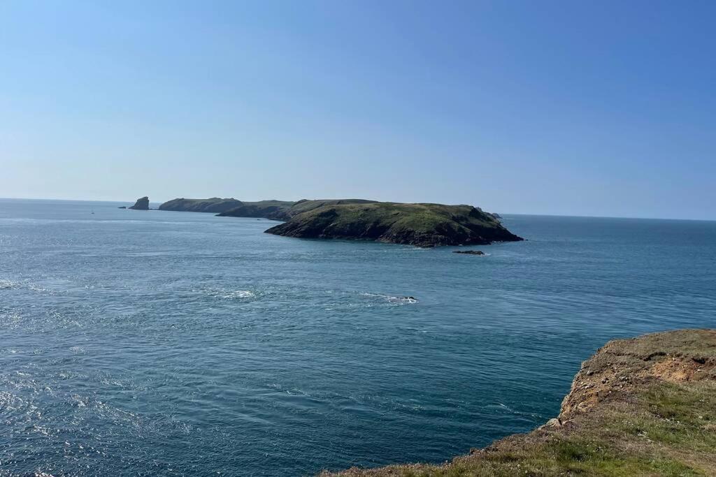 Cottage With Hot Tub In Pembrokeshire Haverfordwest Ngoại thất bức ảnh